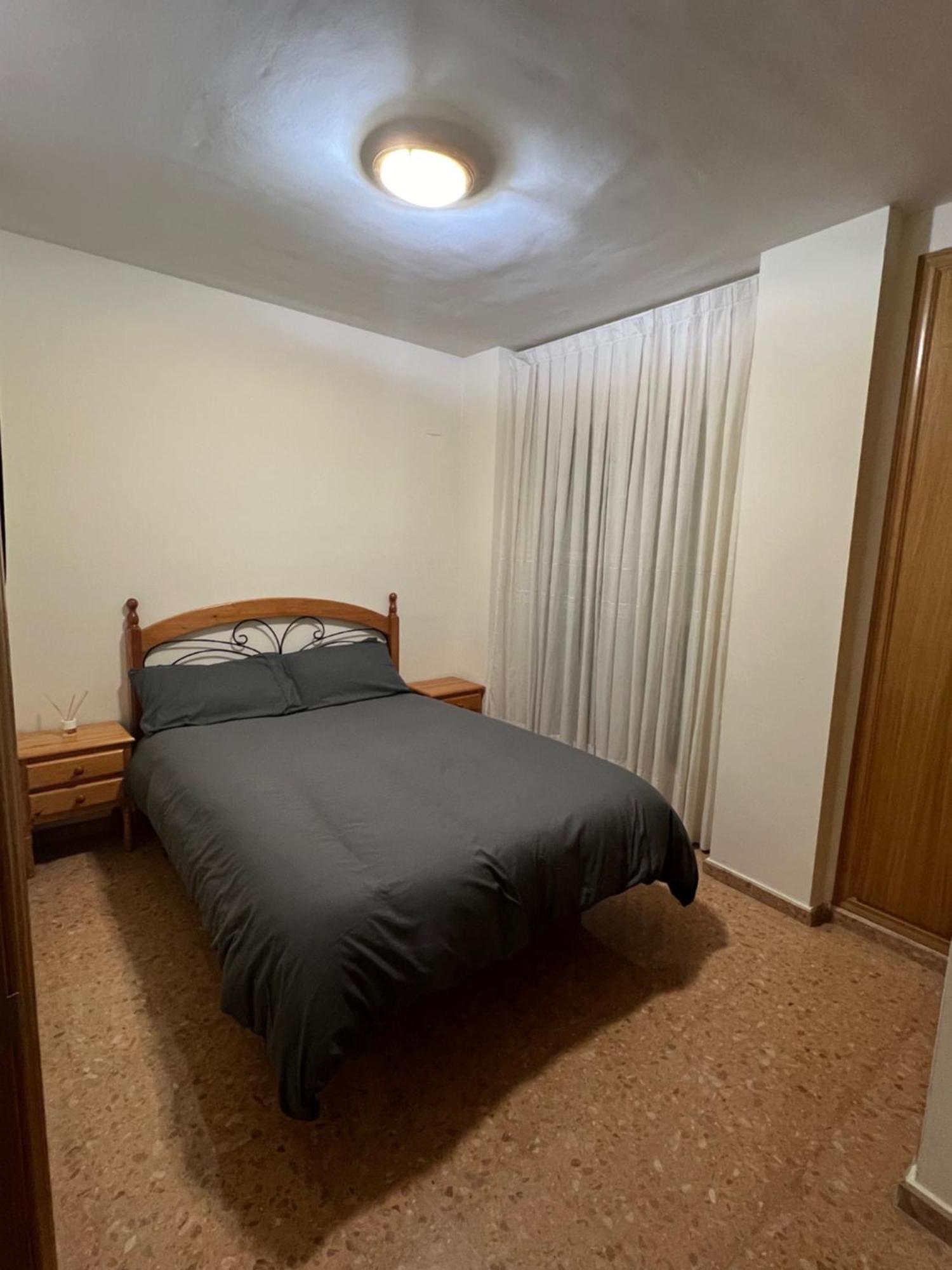 Appartamento Habitacion Doble Con Bano Privado Valenza Esterno foto